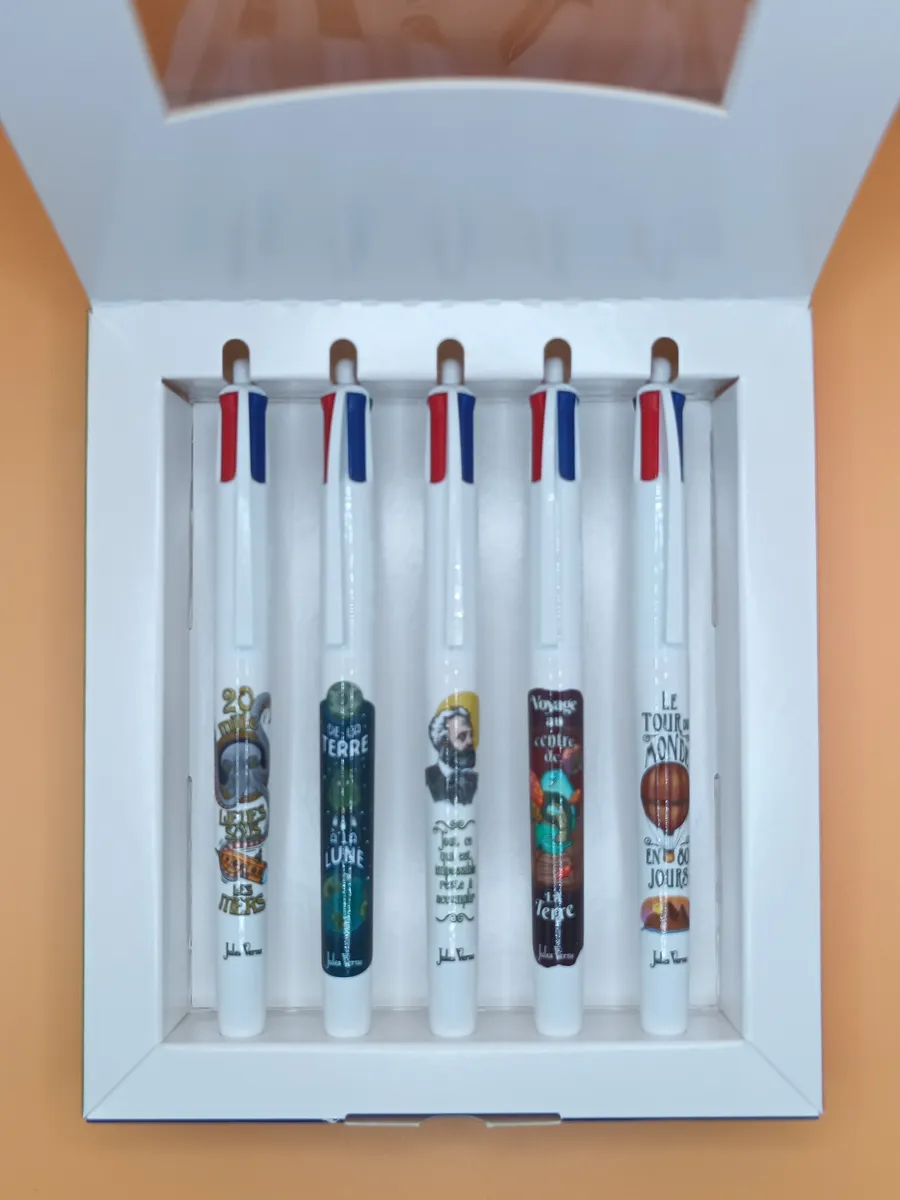 Les Mondes de Jules Verne